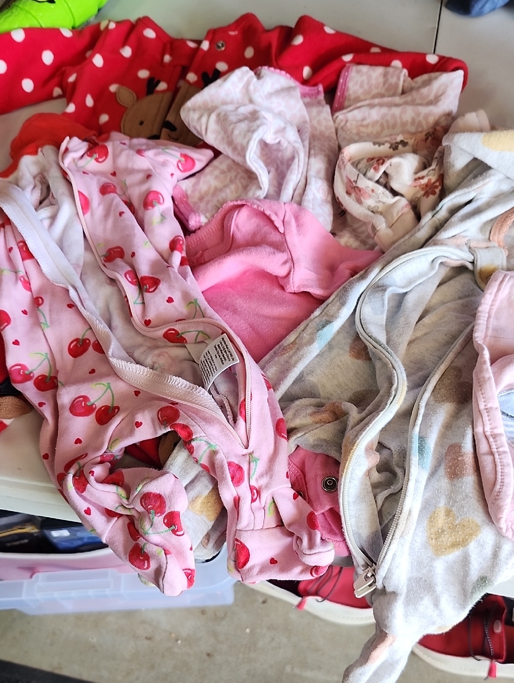 5 Onsies 1 Sleeper 1 Bib
